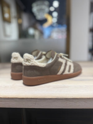 B70 Cloud Teddy Taupe