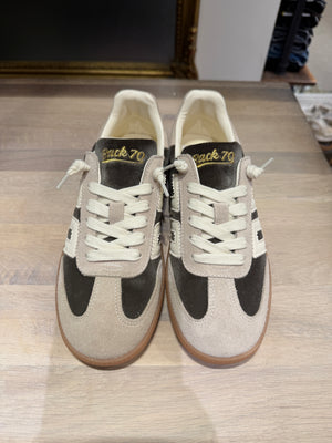 B70 Cloud Velour mastique 03